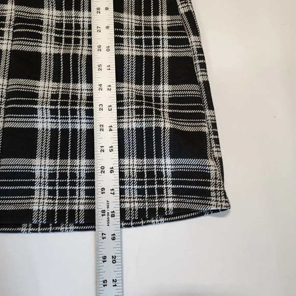 VERO MODA Women's Fidela Plaid Skirt In Black Check Size S‎ NWT - Picture 11 of 11